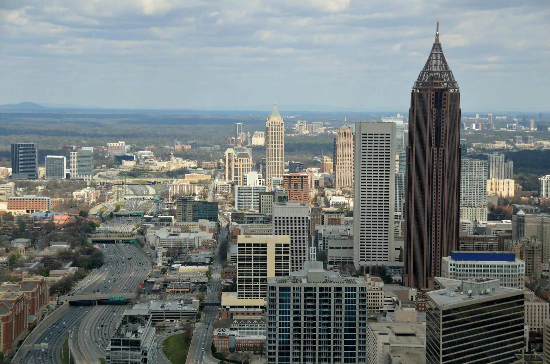 Atlanta skyline representing the diverging K-shaped housing market
