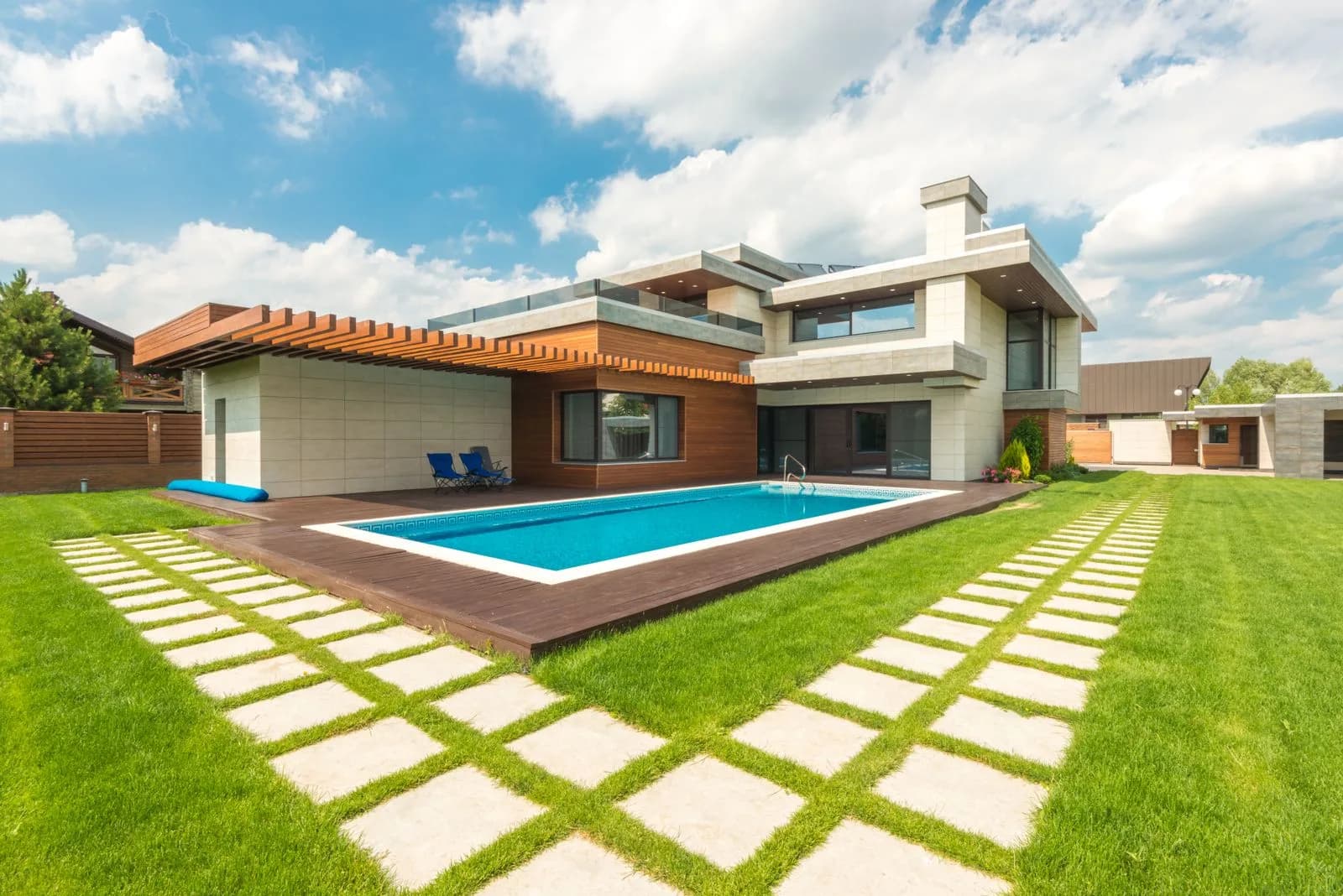 Woodstock and Canton Luxury Real Estate Guide