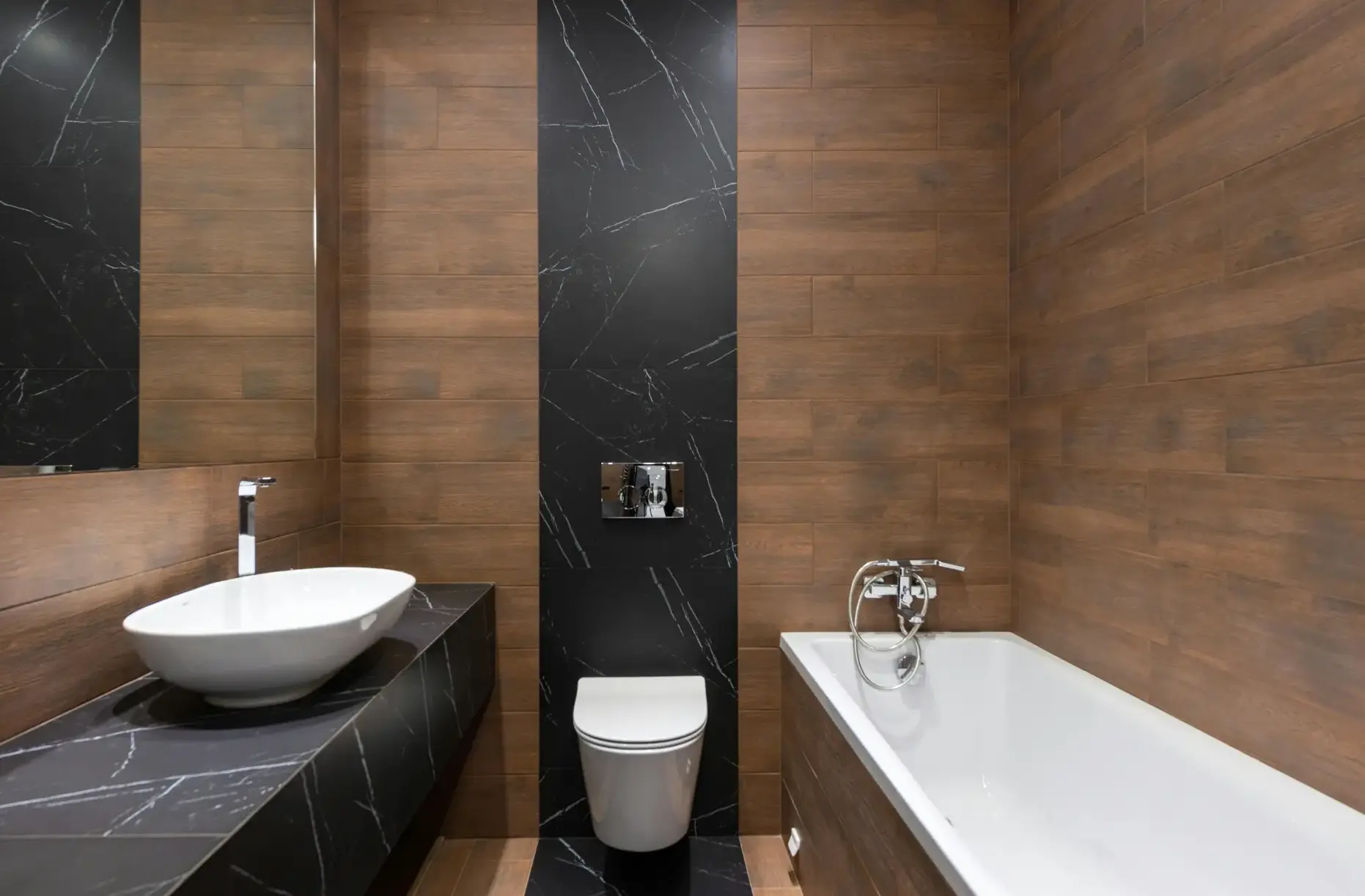 Spa-style primary bathroom in a new construction luxury home
